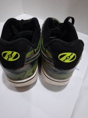 Heelys Motion Plus Youth Size 7 Camo Wheeled Skate Sneakers Multicolor