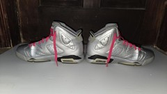 Jordan 6 Retro Mid Valentines Day SIZE 7Y 👟 (GS)