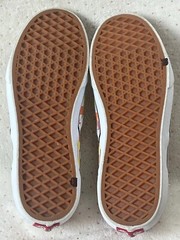 VANS Kid’s Slip On Rainbow Checkerboard Sneakers Size 7 Kids 500714