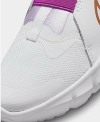 Size 2 (Little kid) – Nike flex runner shoe, White/Metallic Copper Shoes