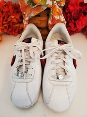 Nike ~ Cortez ~Basic Leather SE Low Shoes Size 7Y / 8 1/2W~White /Red /Blue