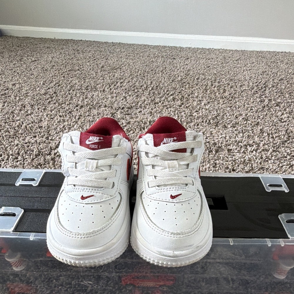 Nike Force 1 Unisex Kids Sneaker White/Red Leather Low Top Hook & Loop Sz 7