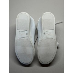 NEW! Thereabouts Silver White Size 1M Sneakers For Kids