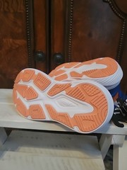 AVIA BYB Unisex Kids Orange Memory Foam Insole Max Runner Size 1 New With Tags.