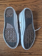 Converse Classic Chuck T Low White All Stars Junior Gold Stars Size 3.5 Youth