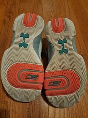 Under Armour SC (Stephen Curry) 3 Zero gray/green sneakers youth sz 6..Read Desc