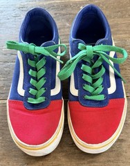 Vans Lace Up Youth Shoes Size 2 Color Blue Green & Red In Excellent Condition!