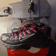Nike P-6000 (GS) Unisex Kids Black/Pink/White Synthetic Sneaker 5.5Y