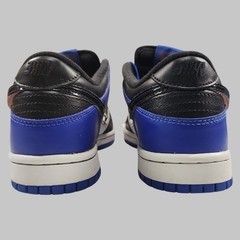 Nike GS Dunk Low SE Black Toe Racer Blue Size 6.5Y