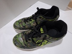 Heelys Motion Plus Youth Size 7 Camo Wheeled Skate Sneakers Multicolor