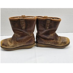 Kids UGG Brown Leather Shearling Lined Winter Boots Size 11