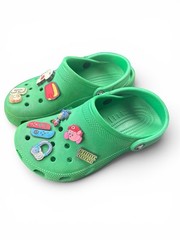 Crocs Kids Green Classic Clogs w/ Jibbitz Charms Video Gaming Boys Shoes size 4