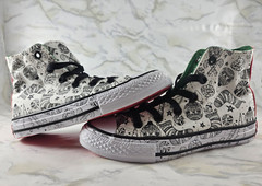 CONVERSE Chuck Taylor All Star Holiday Christmas Coloring Book Sneaker Junior 13