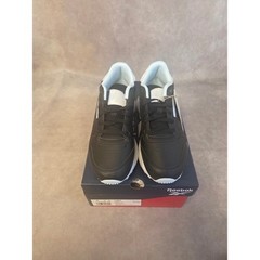 Reebok CL LEATHER SP Kids Running Shoes Black White Light Blue Size 4 GZ1997