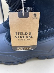 size 3 Y field&stream 200gram insulation PAC BOOT snow shoes black Brand New!