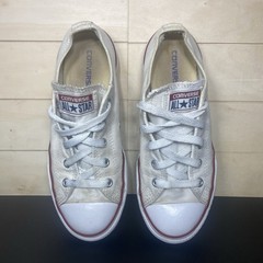 Converse Chuck Taylor White Red Blue Unisex Kid’s Youth Size 3 Shoes Distressed