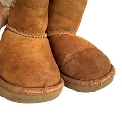 UGG Chestnut Brown Bailey Button Boots – 7, Toddler