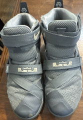 Nike LeBron Soldier 9 Gray Mid Top Hook & Loop Basketball Sneakers Youth 6Y