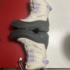 Columbia Youth Bugaboot Celsius Omni-Heat Winter Boots Size 1 Cream/Purple kid
