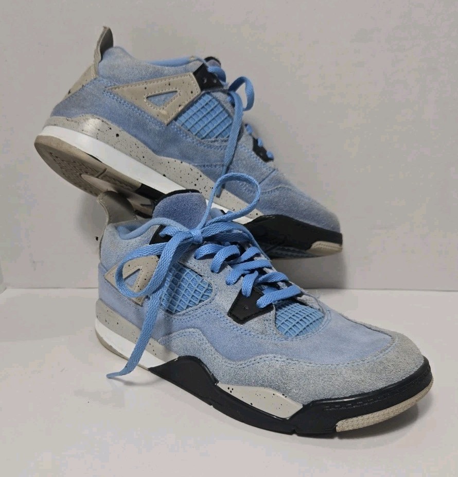 NIKE-AIR JORDAN-BQ7669-400-MID-UNIVERSITY BLUE-SUEDE-SHOES-YOUTH-SIZE 3Y