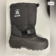 Kamik Insulated Youth SIZE 5 Waterproof Cold Weather Black Snow Boots