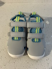Cat & Jack Grayson Kids Hook & Loop Closed Toe Sandals/Water friendly Size 11