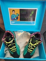 Jordan Doernbecher Retro size 6 youth