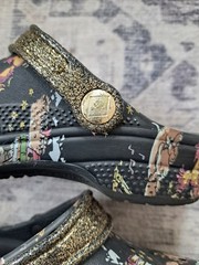Harry Potter Classic Clogs. Crocs x Vera Bradley. Size Junior 1-J1.
