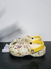 New Crocs Classic Spring Break Clog K Flower Cool Multicolor Clog Kids Size j5