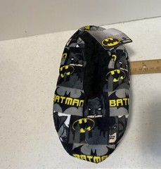 Fuzzy Babba Slipper Socks DC Batman Non Slip Warm Child’s S/M New, Tags