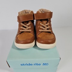 Stride Rite 360 Zayn Hook & Loop Ankle Sneakers Tan/Brown Kids 5M KB031803