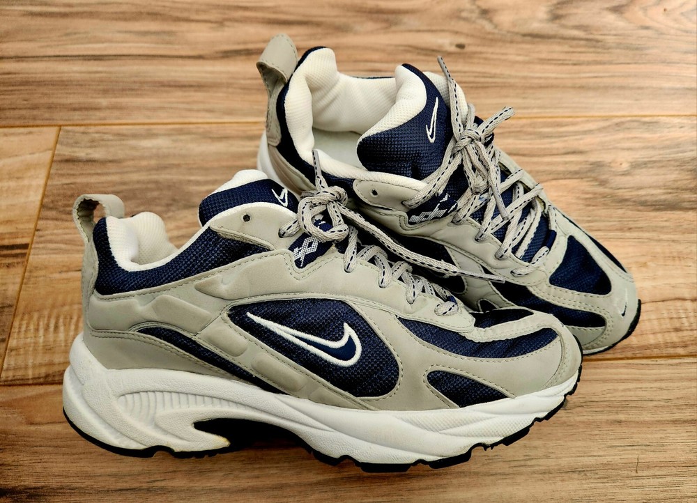 Vintage Chunky Old School Nike Sneakers XCCLERATOR T.R.