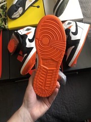 Jordan 1 “ Electro Orange” | Size- 4y / 5.5w | NIB |