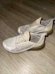 Size 7 (GS) – Nike Air Max 270 Low White Silver