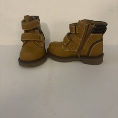 DREAM PAIRS Kids Ankle Boots – Size 7 Kids – Camel
