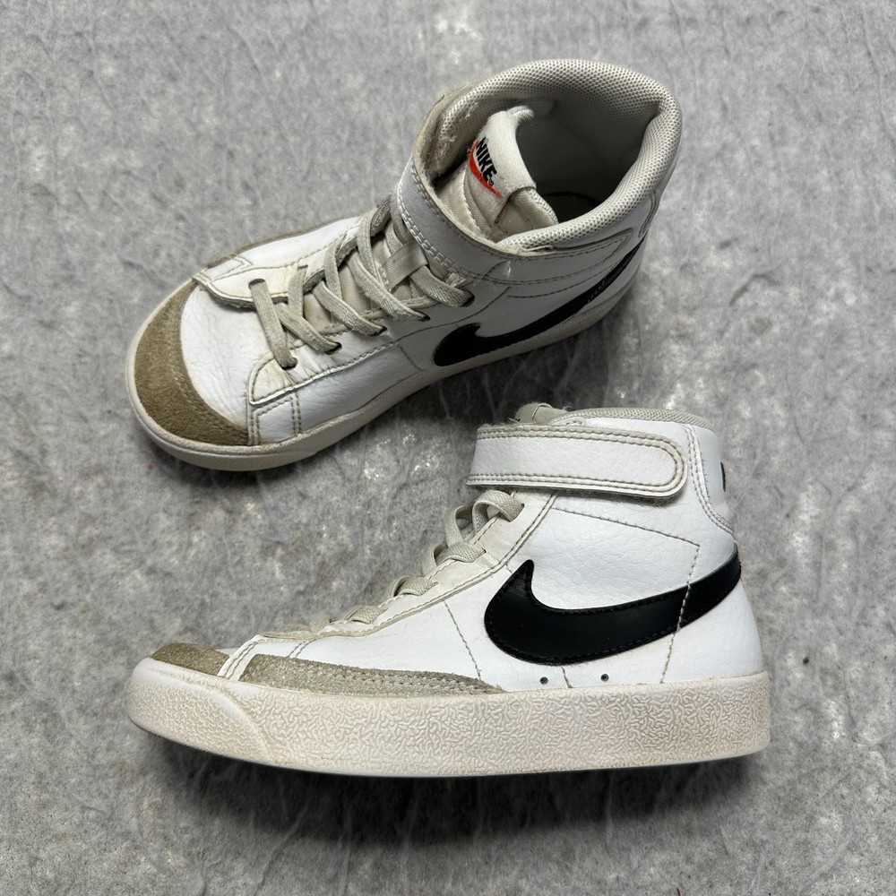Nike Blazer MID ’77 Shoes White Black DA4087-100 Child Size 11.5C