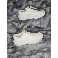 Kids White Vans Ward Pressed Canvas Low Top Sneakers Size 2 big kids