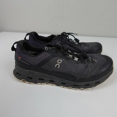 On Cloud Running Waterproof Shoes Youth Size 6 Black CloudTec Trail Sneakers