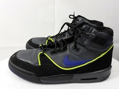 Nike air assault 7 Youth sneaker Black and green High Tops leather and suede