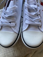 New Peanuts Canvas Low Top Sneaker Snoopy Hearts White/Red/Black Size Kid’s 4