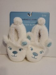 BARNES & NOBLE Sherpa Lined Polar Bear Critter Slippers Size S/M NWT’S Age 3-4 Y