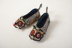 Pair Asian Cat Slippers (A2L) Children (JSF6) 5″ Felt Type Fabric Shoes