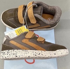 Cat & Jack Brown/Jacoby Brown Tan Hook & Loop Strap Sneakers Kids US 12
