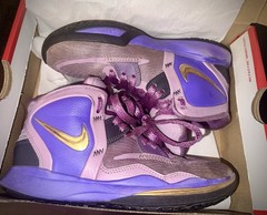 Nike Kyrie Irving Amethyst Wave Infinity 8 Size 4Y Basketball Shoes Purple/Gold
