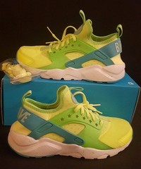 Nike Air Huarache Run Ultra DB Doernbecher 898635-700 Size 5Y RARE!!!!