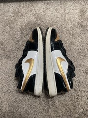 Size 6.5 (GS) – Jordan 1 SE Low Gold Toe