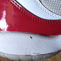 Jordan Air Jordan 11 Retro GS White/Red Mid Top Patent Leather 6Y 2011