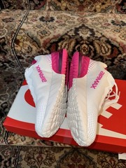 Nike Air Max Phoenix „Summit White/ Wolf Grey/Laser Fuchsia“ Size 5Y