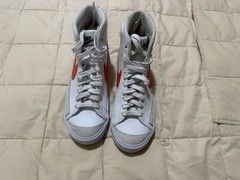 Nike Blazer Mid ’77 White Blue Orange DA4086-117 Youth Size 7 Women’s Size 8.5
