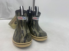 XTRATUF Deck Boots Kids Mossy Oak Bottomland Camouflage Pull-On Ankle – 11